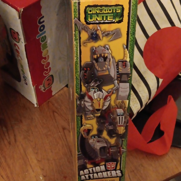 Transformers bumblebee cyberverse adventure - Picture 4 of 4
